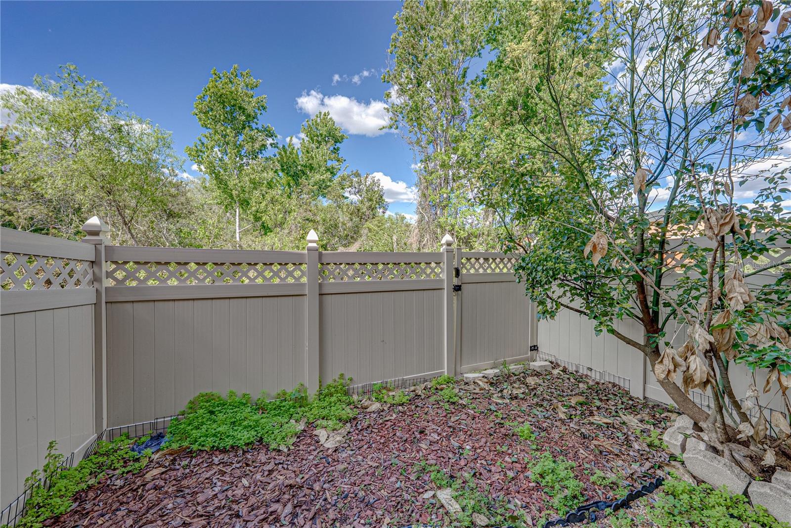 MEADOW POINTE PRCL 16 UNIT 3B - Residential