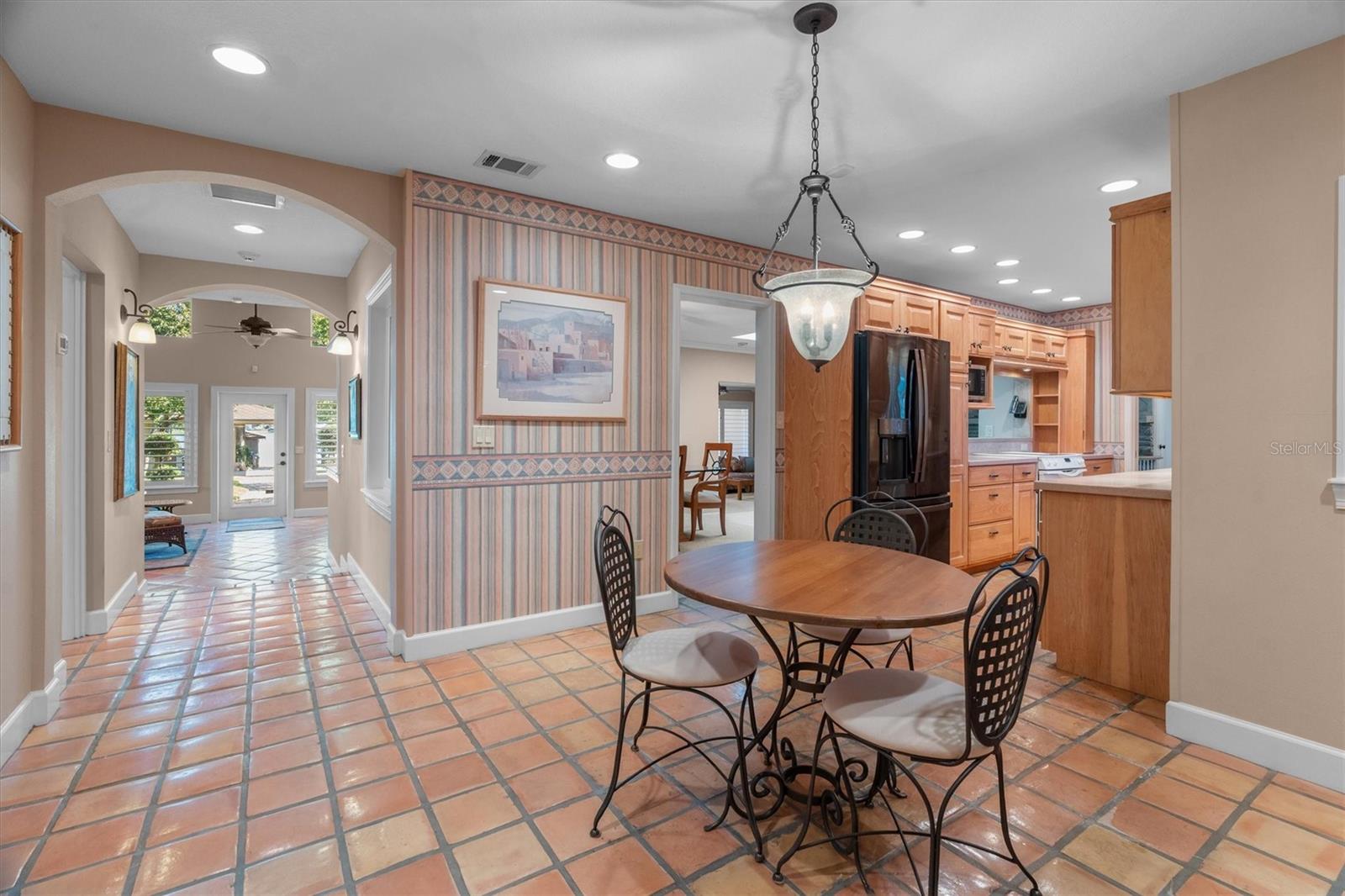 ARDSLEY MANOR - Residential