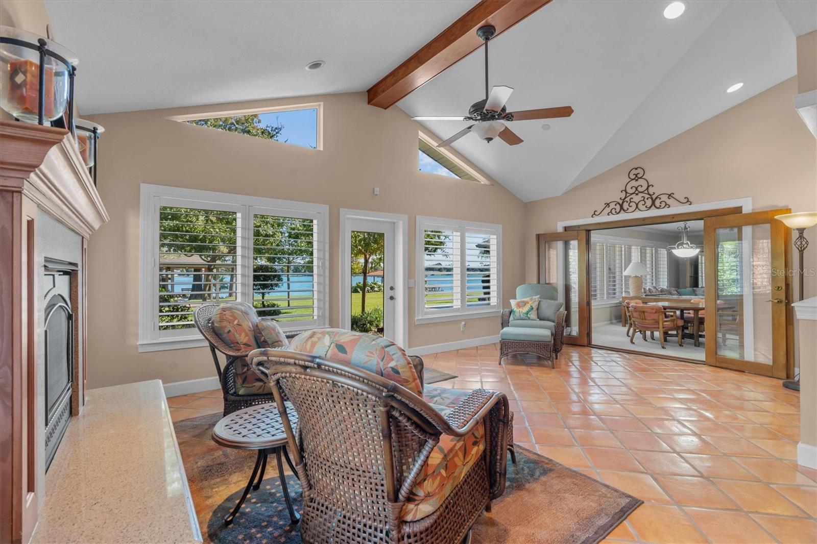 ARDSLEY MANOR - Residential