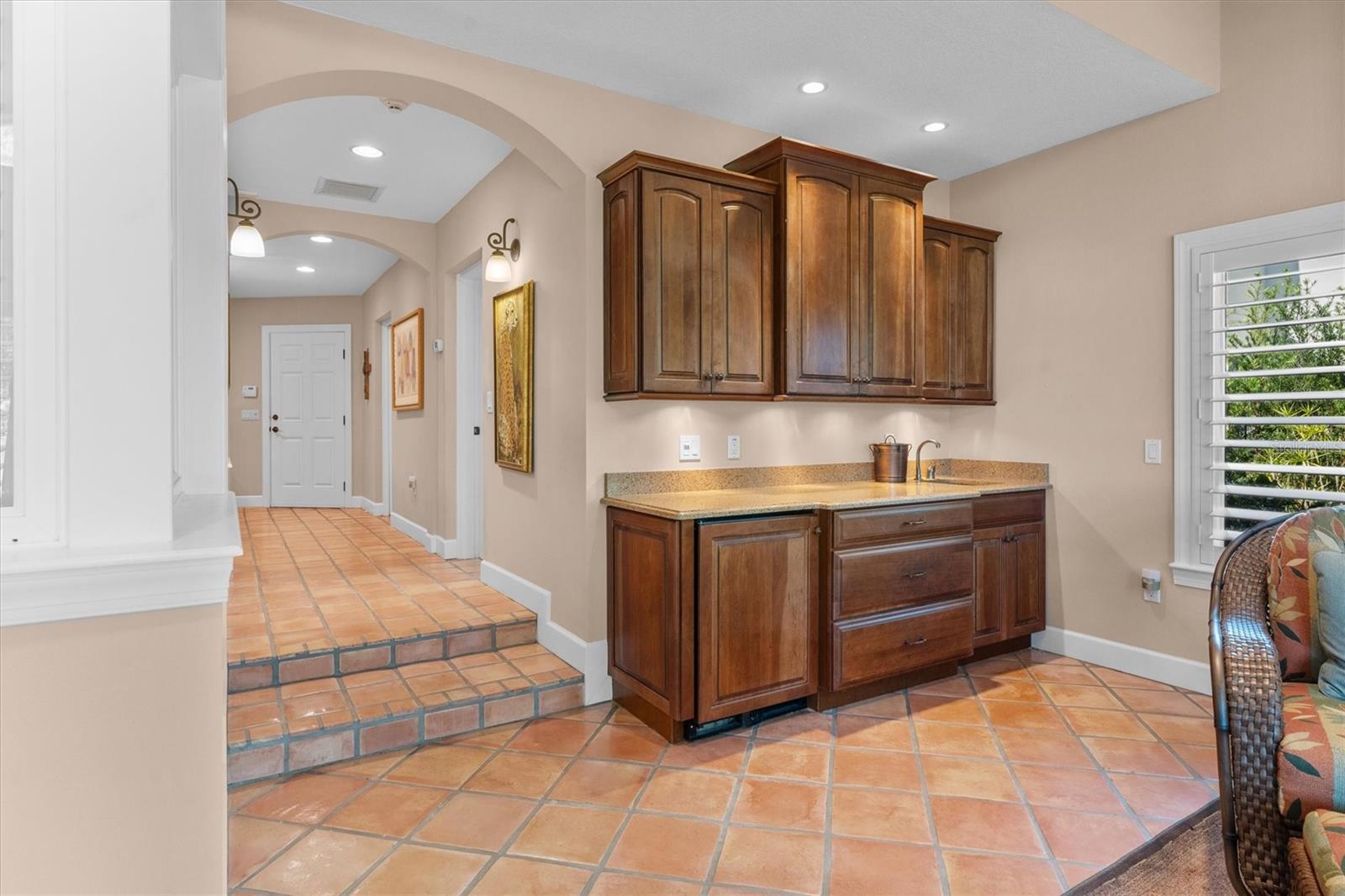 ARDSLEY MANOR - Residential