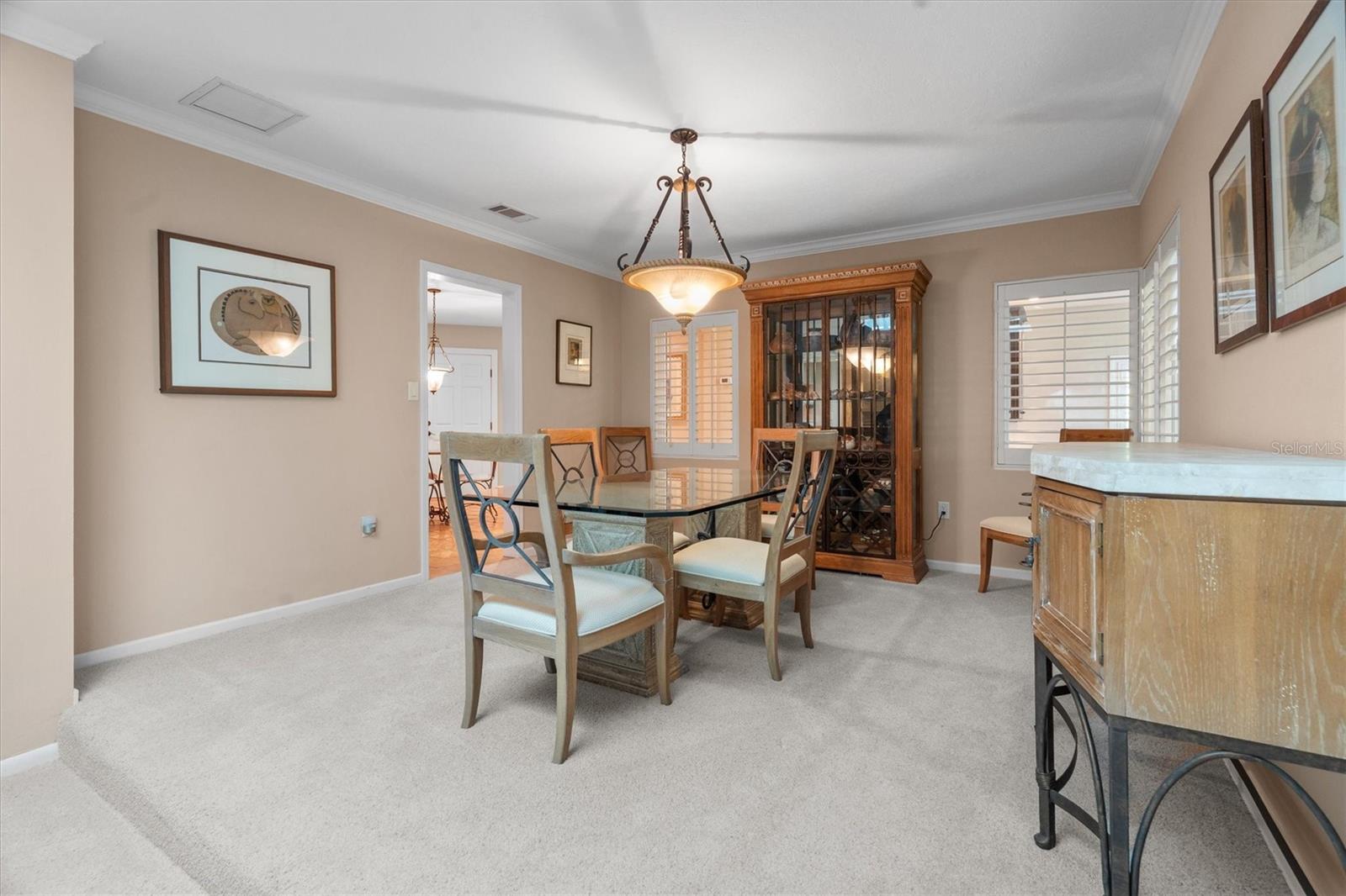 ARDSLEY MANOR - Residential