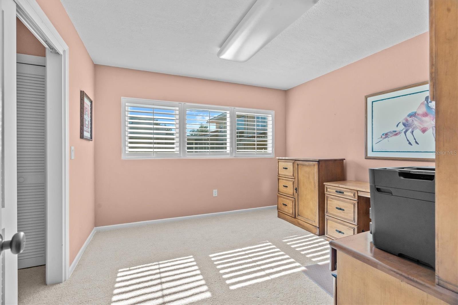 ARDSLEY MANOR - Residential