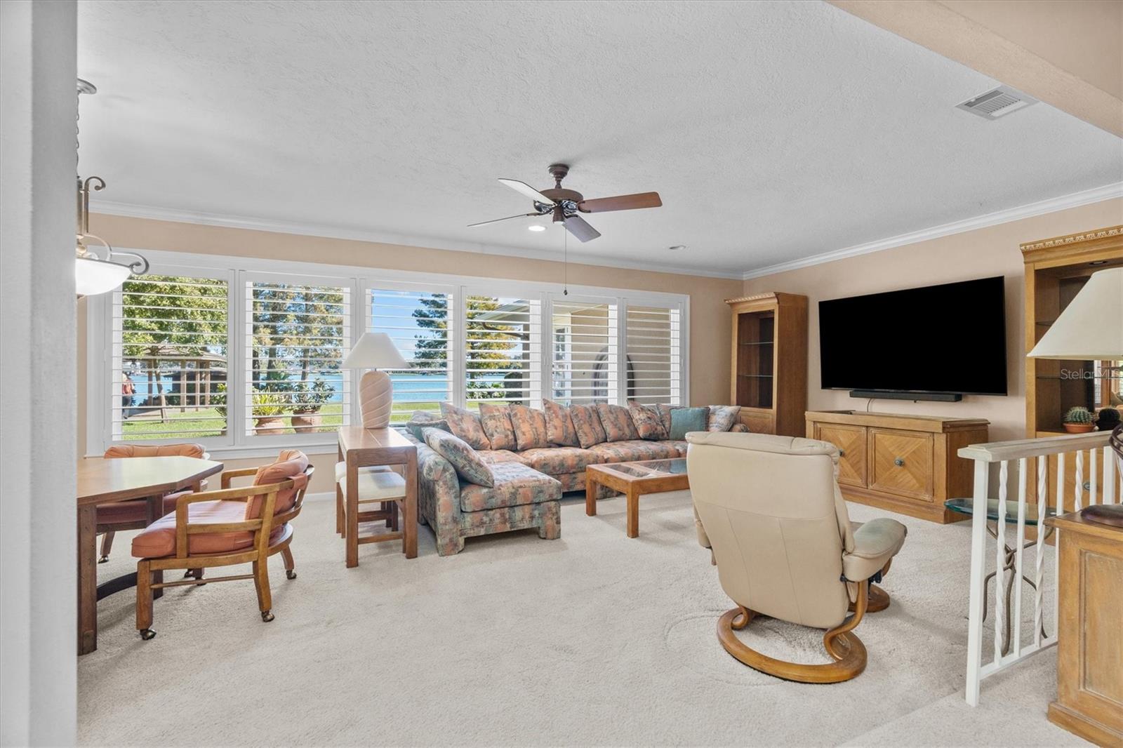 ARDSLEY MANOR - Residential