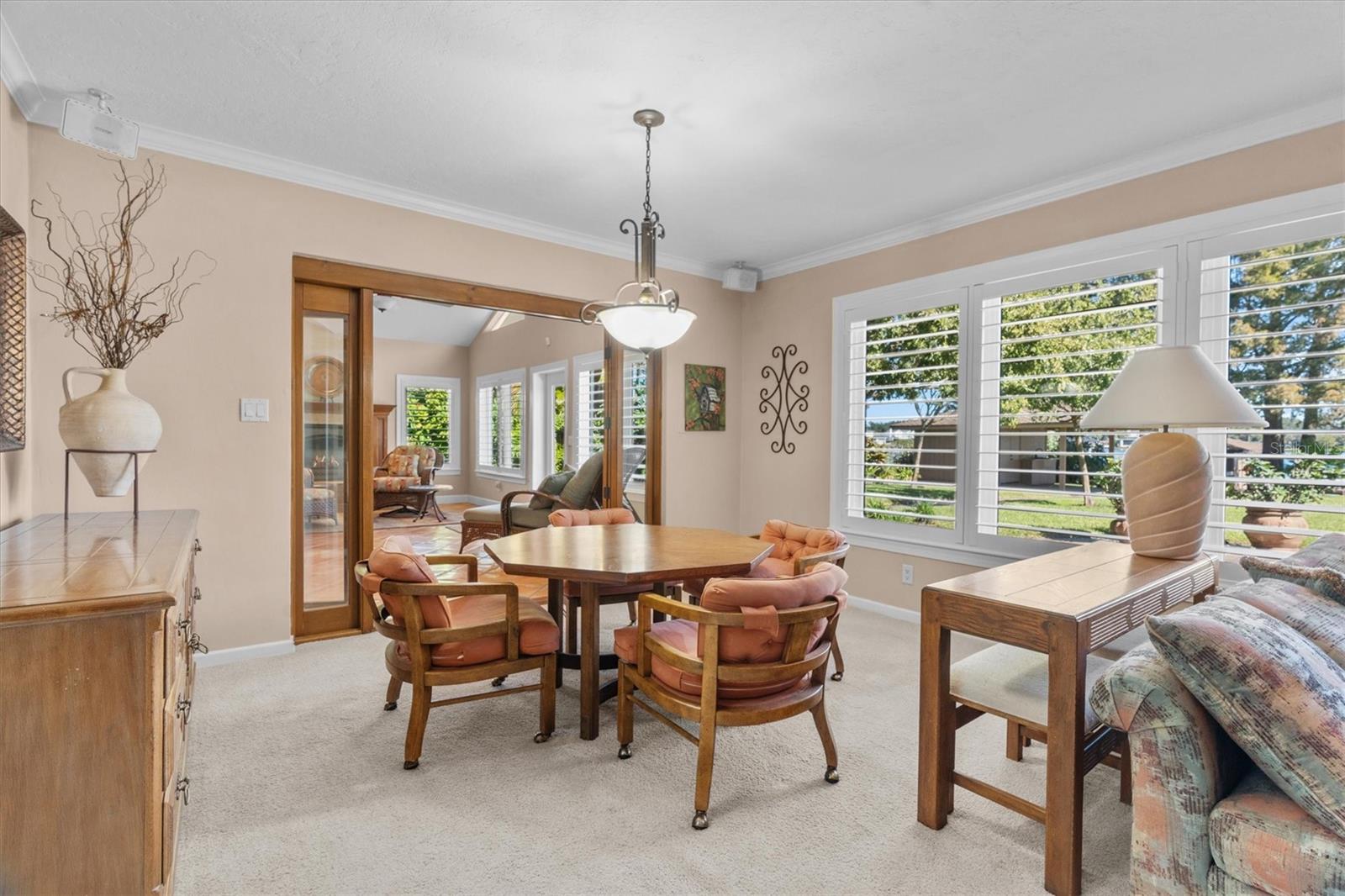 ARDSLEY MANOR - Residential