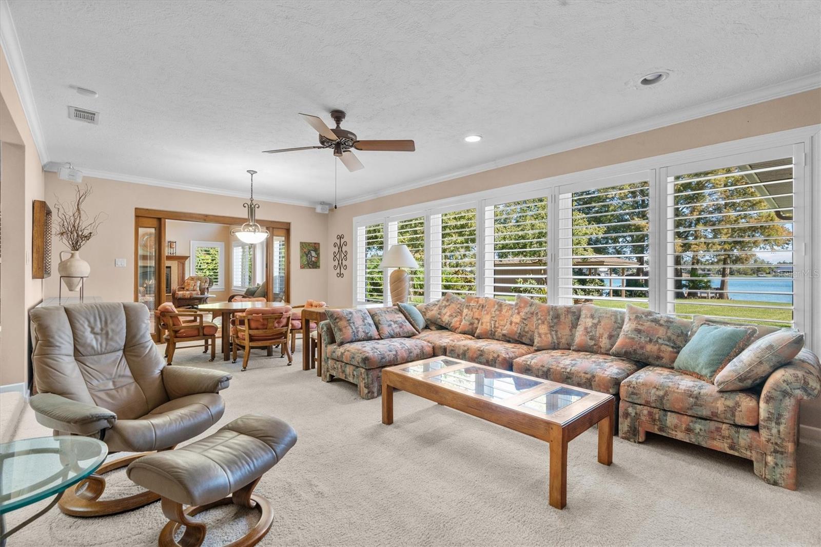 ARDSLEY MANOR - Residential