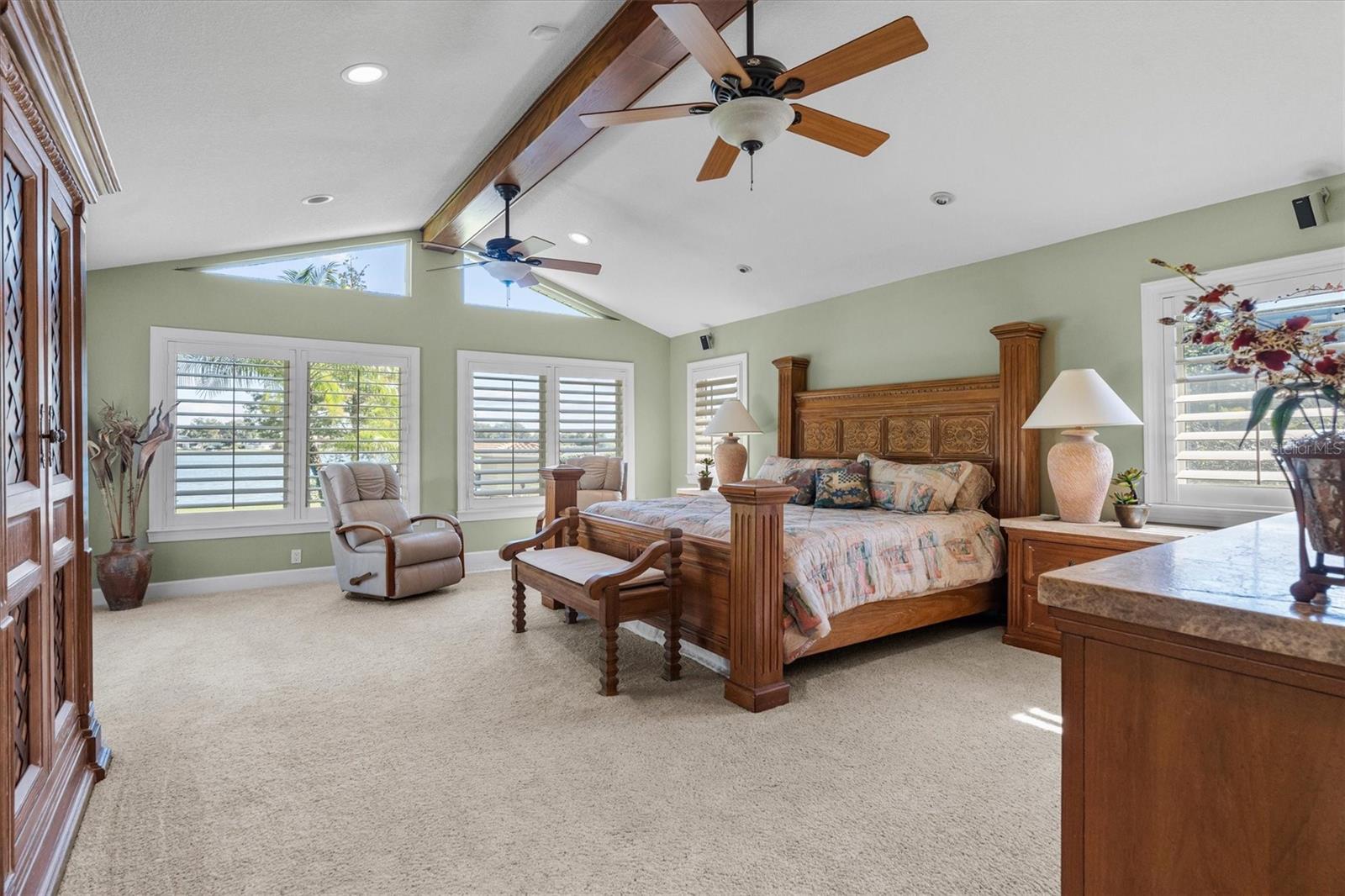 ARDSLEY MANOR - Residential