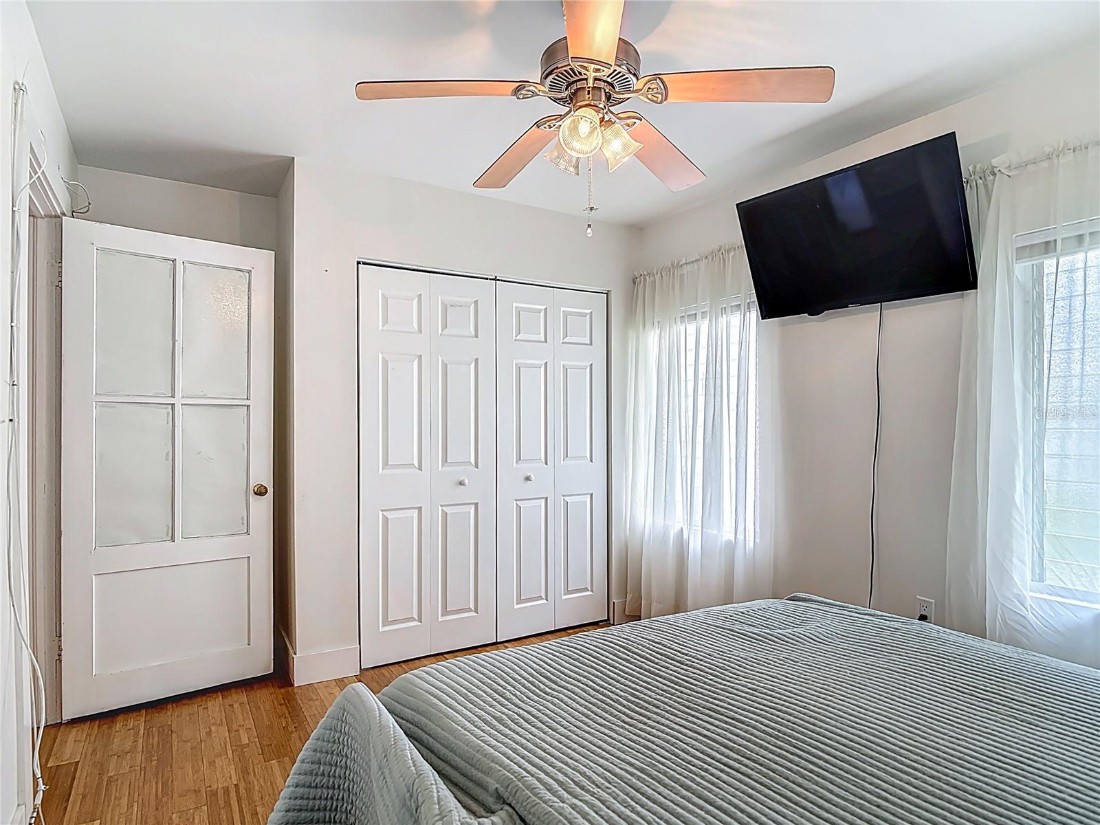 LAKE HELEN - Residential