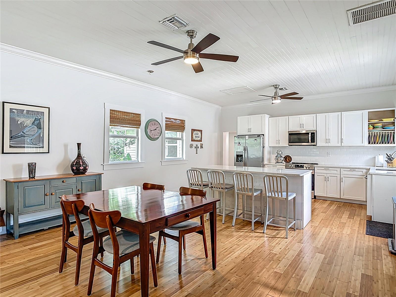 LAKE HELEN - Residential