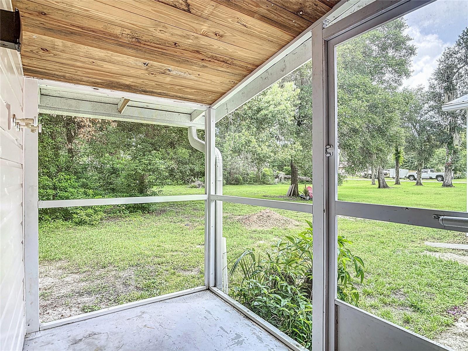 LAKE HELEN - Residential