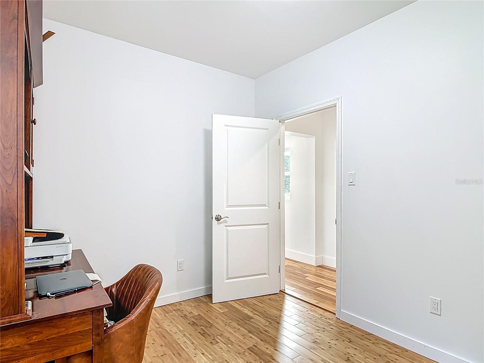 LAKE HELEN - Residential