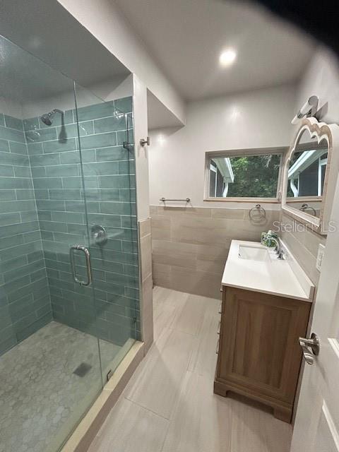 LAKE HELEN - Residential