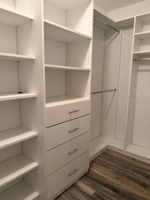 RIVERVIEW TWNHMS PH II - Residential