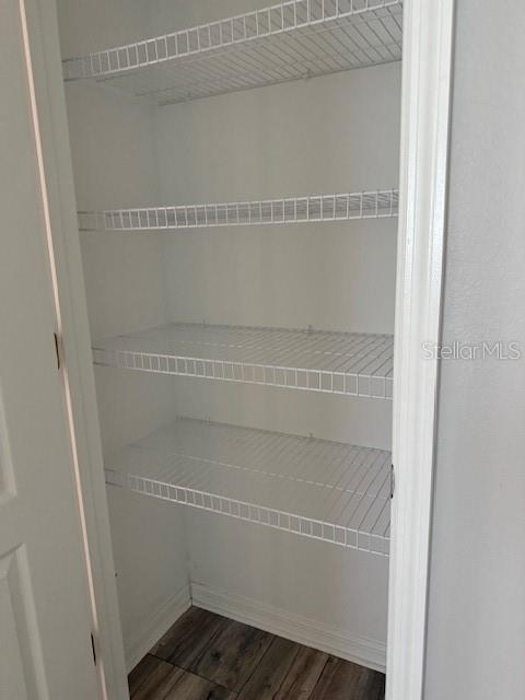 RIVERVIEW TWNHMS PH II - Residential