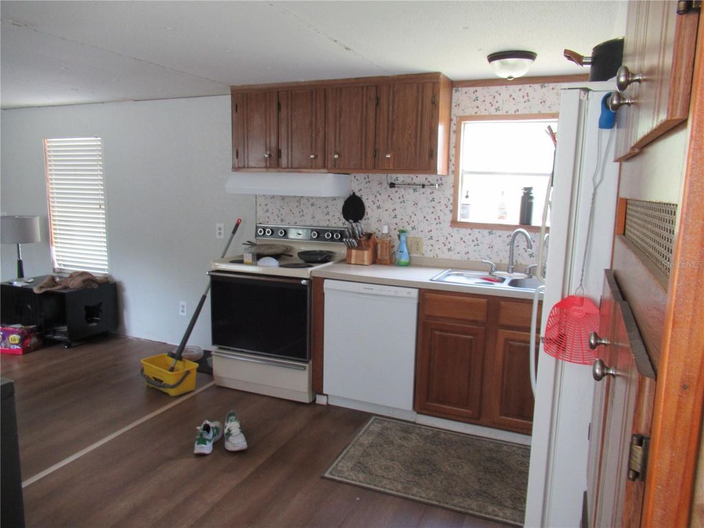 Photo of 7814 Turkey Creek Road, Plant City, FL 33567 (MLS # TB8494829)