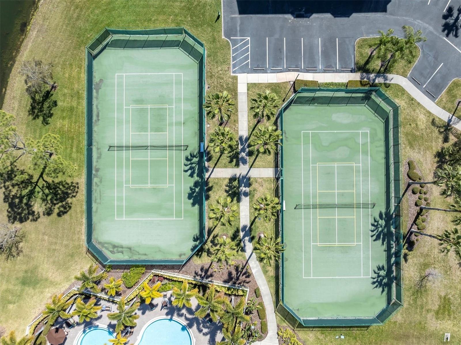 SEMINOLE ISLE CONDO - Residential