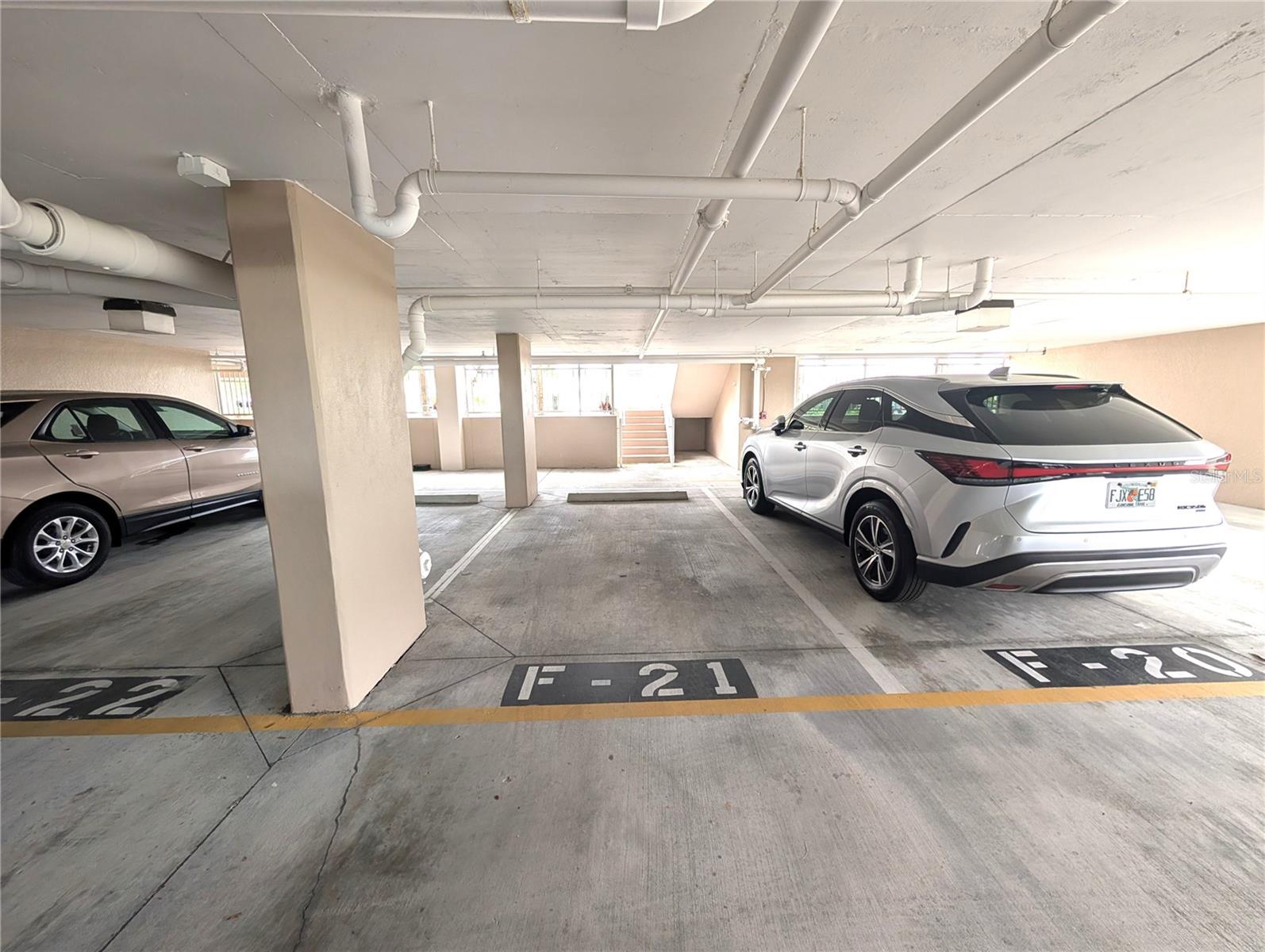 SEMINOLE ISLE CONDO - Residential