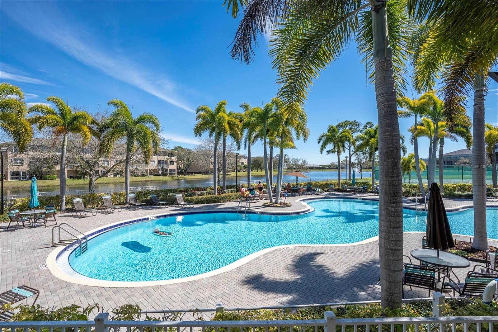 SEMINOLE ISLE CONDO - Residential