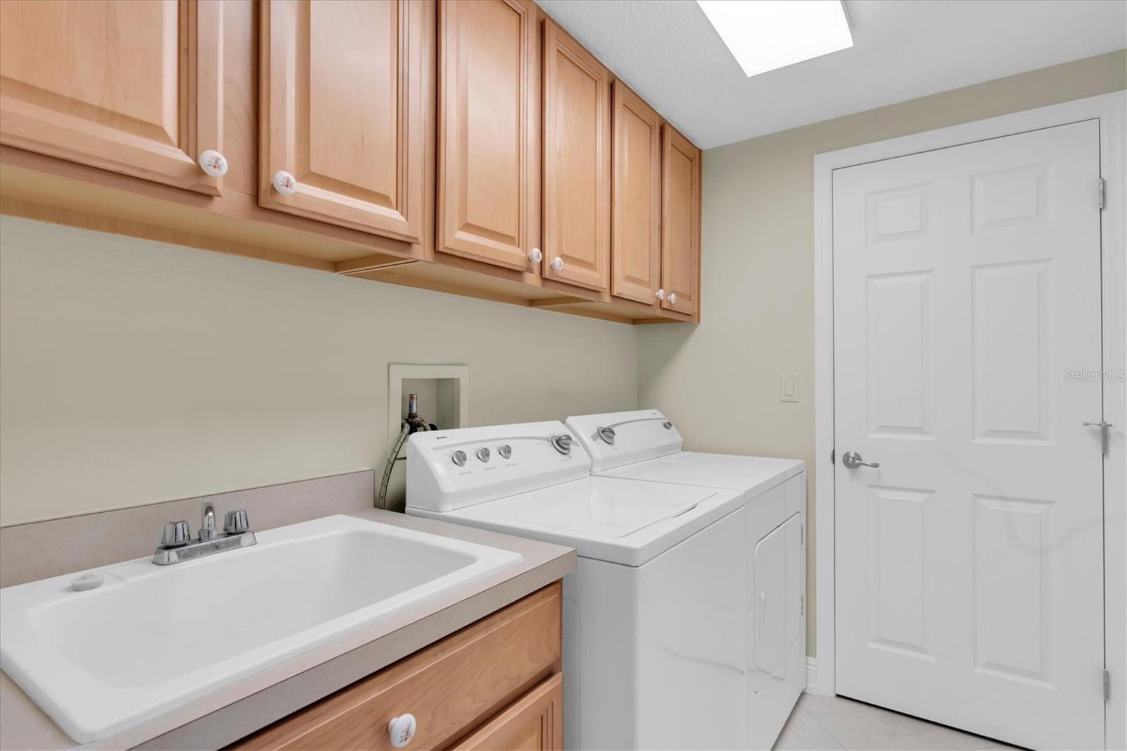 SEMINOLE ISLE CONDO - Residential