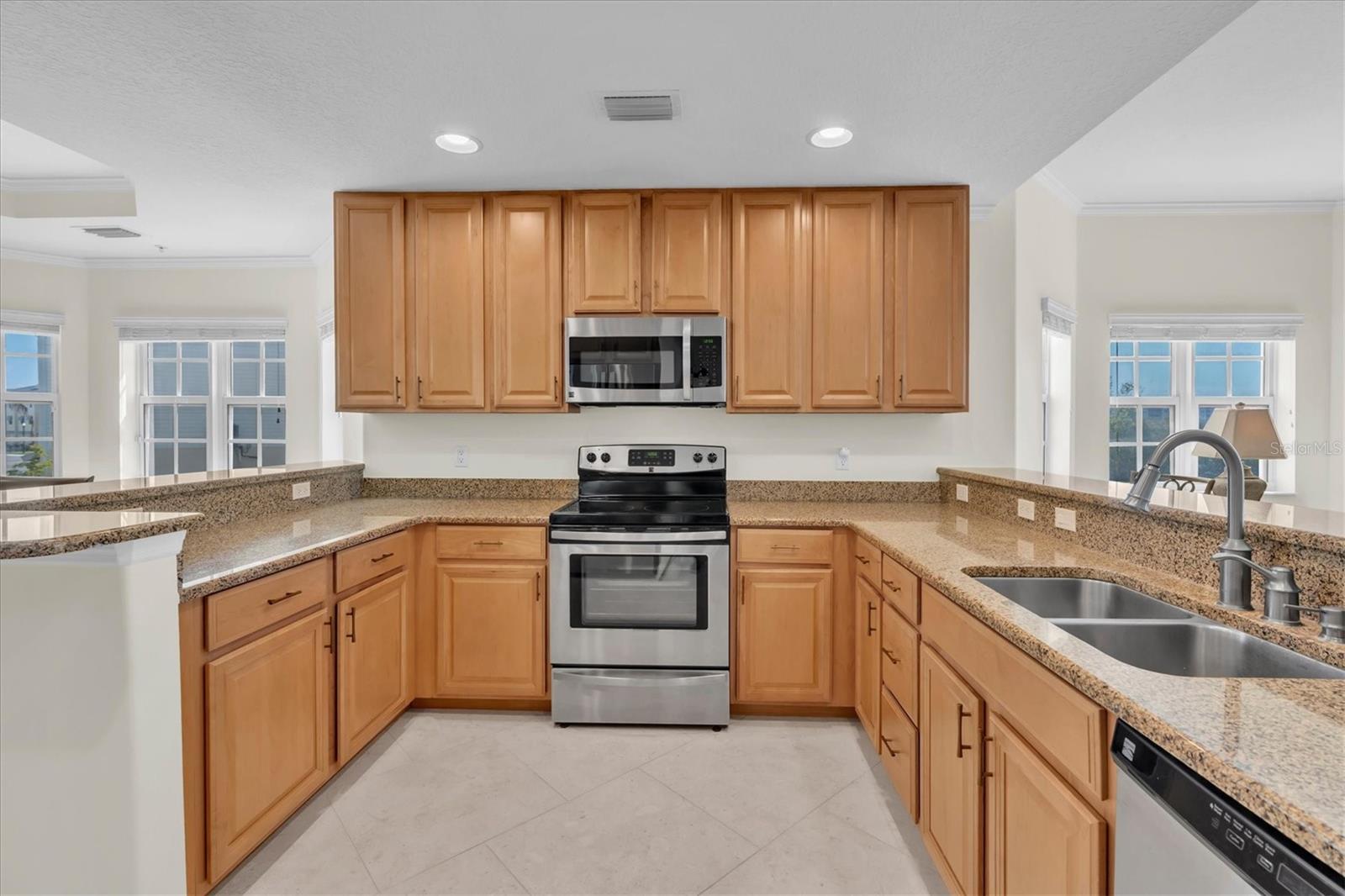 SEMINOLE ISLE CONDO - Residential