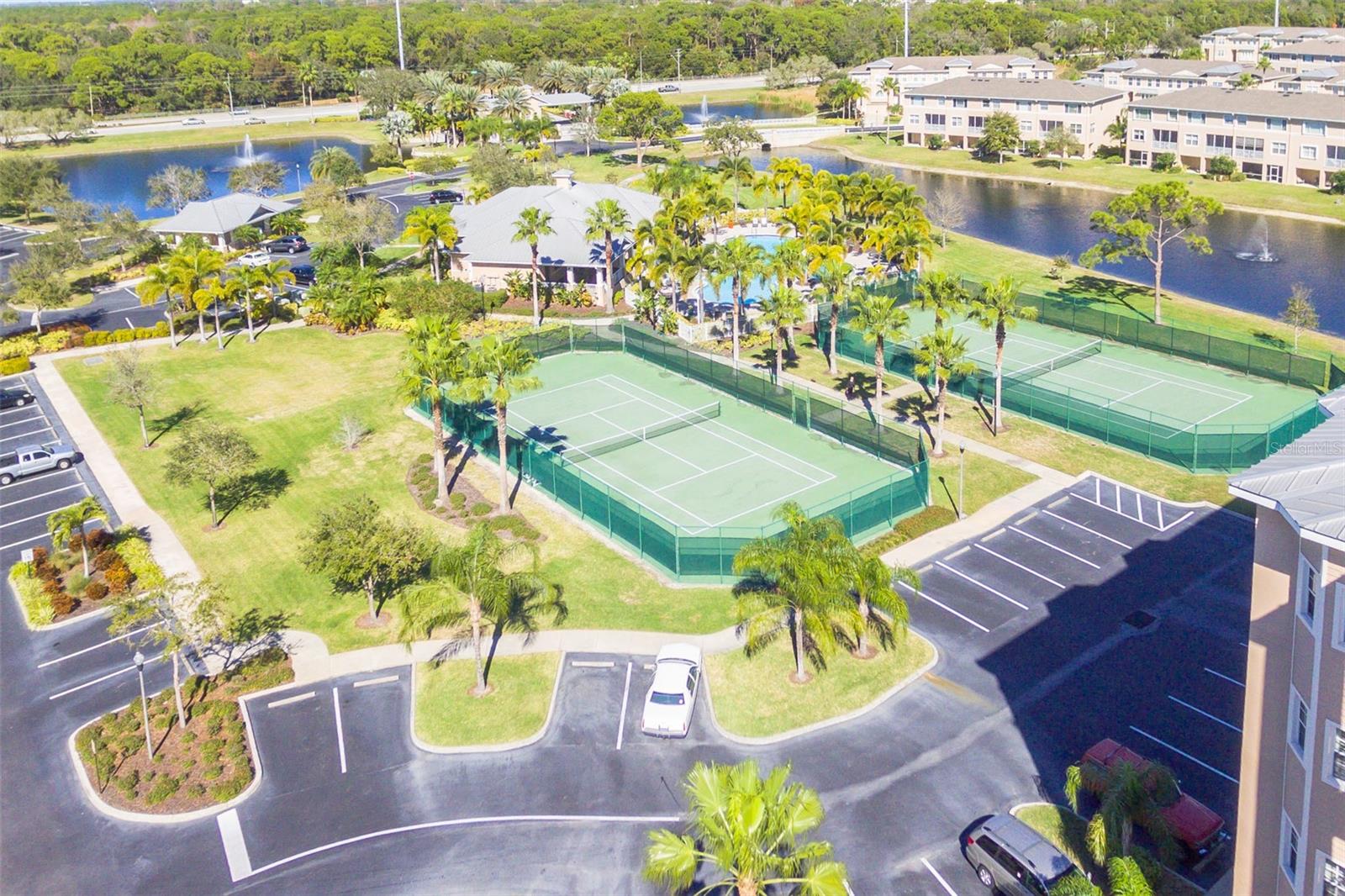 SEMINOLE ISLE CONDO - Residential