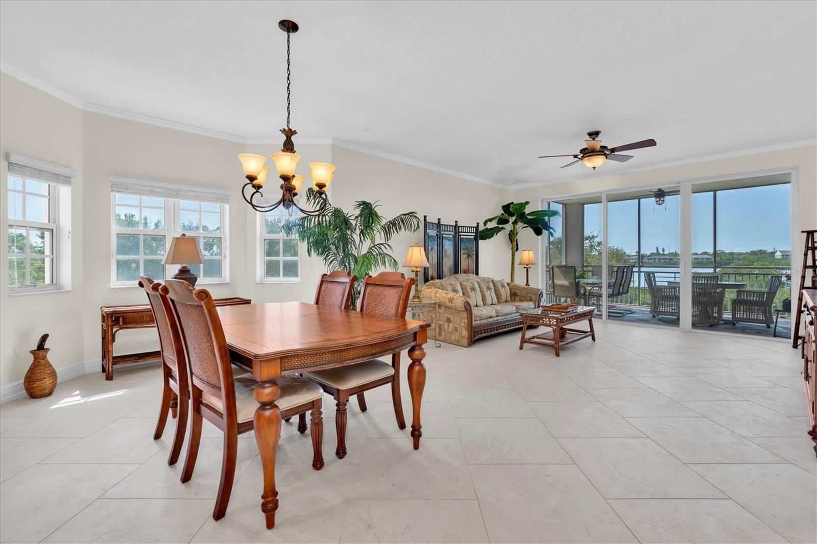 SEMINOLE ISLE CONDO - Residential