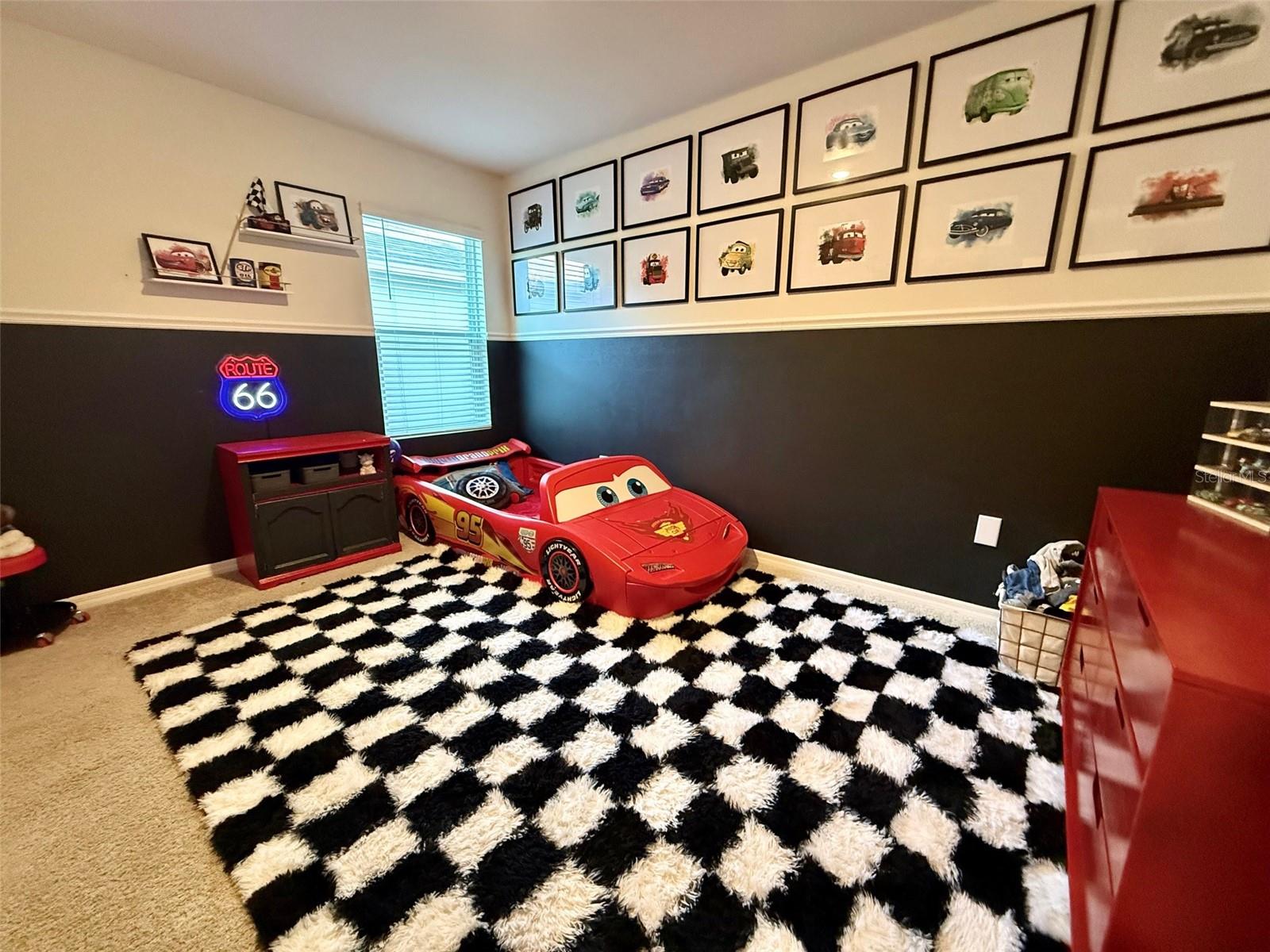 PELHAM PARK - Residential