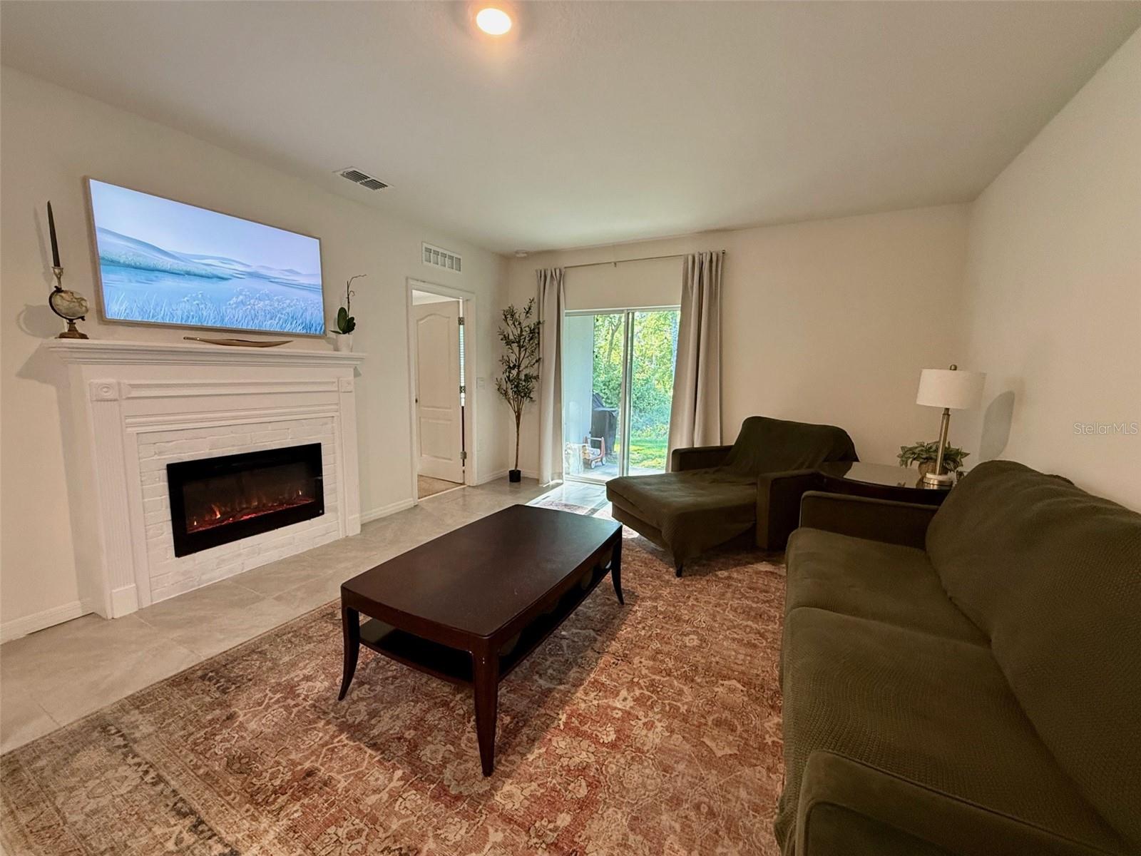 PELHAM PARK - Residential