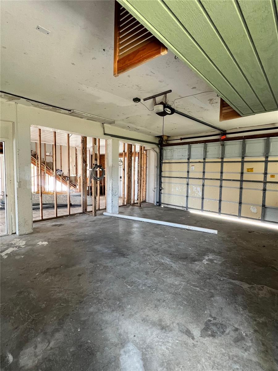 GROVE CITY SHORES - Residential