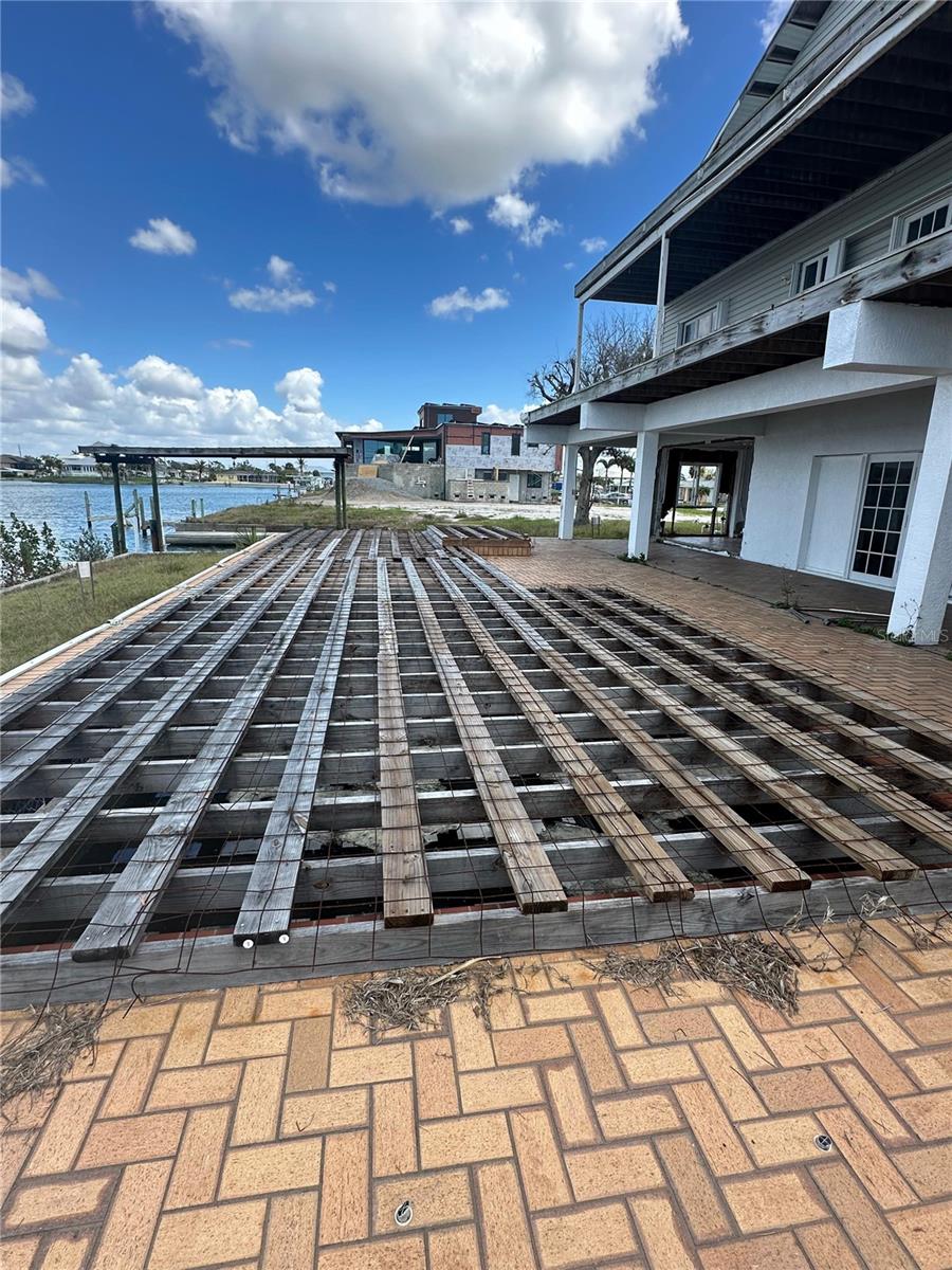 GROVE CITY SHORES - Residential