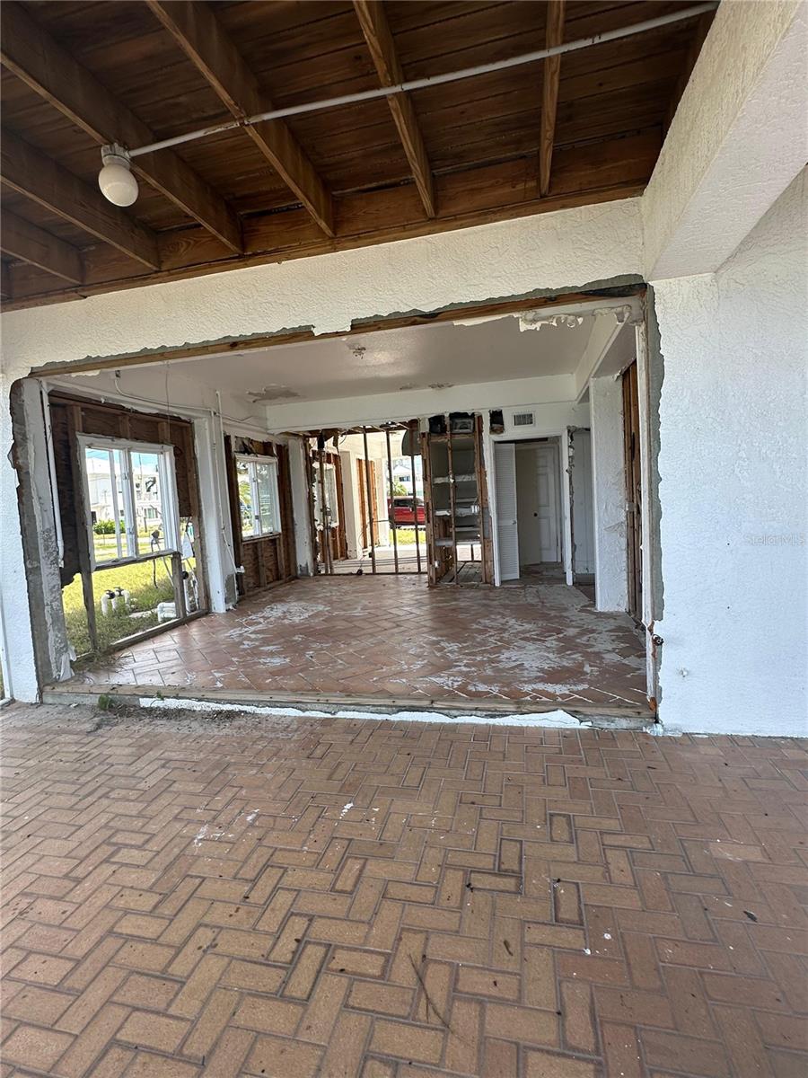 GROVE CITY SHORES - Residential