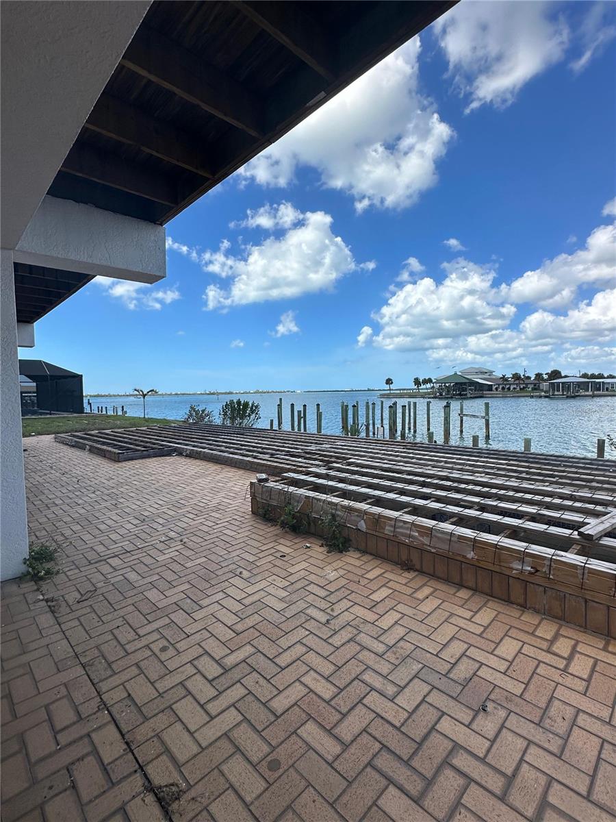 GROVE CITY SHORES - Residential