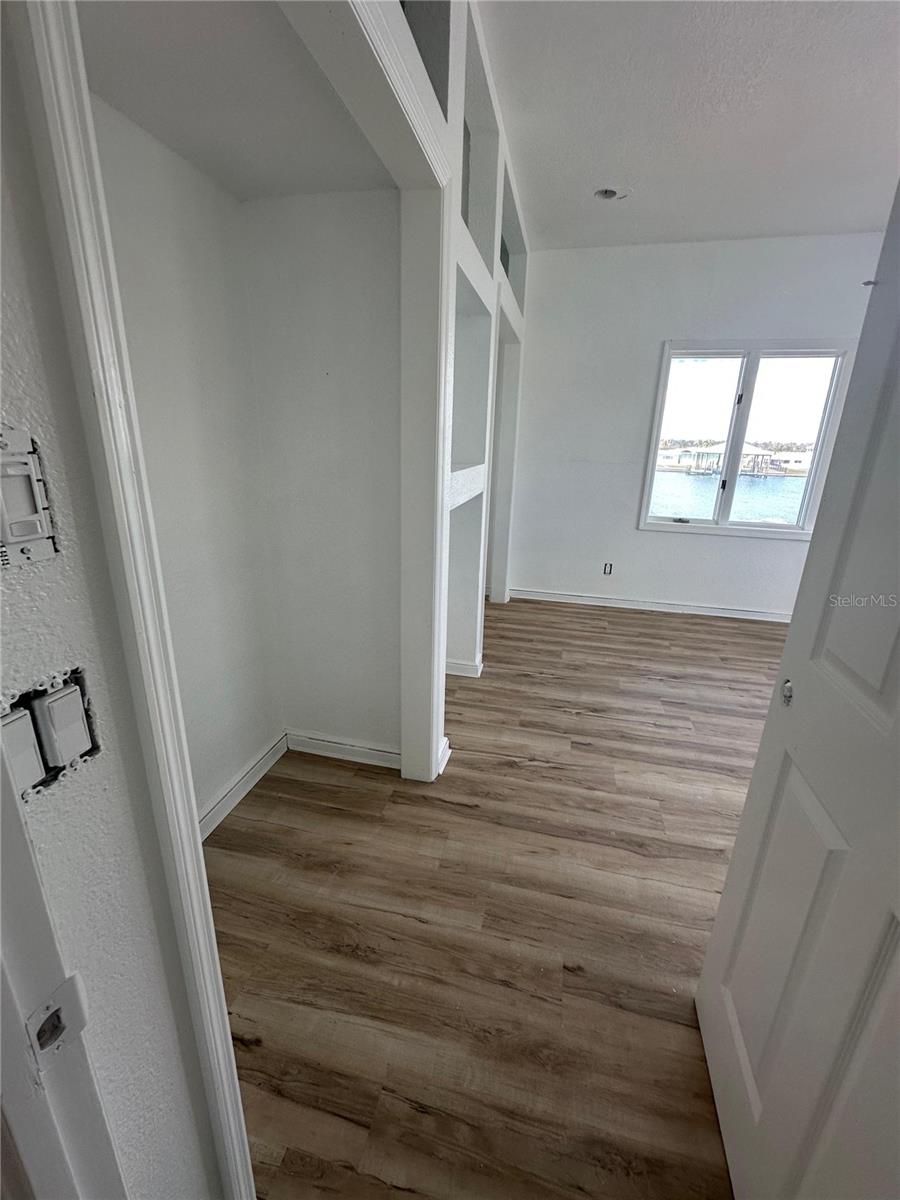 GROVE CITY SHORES - Residential