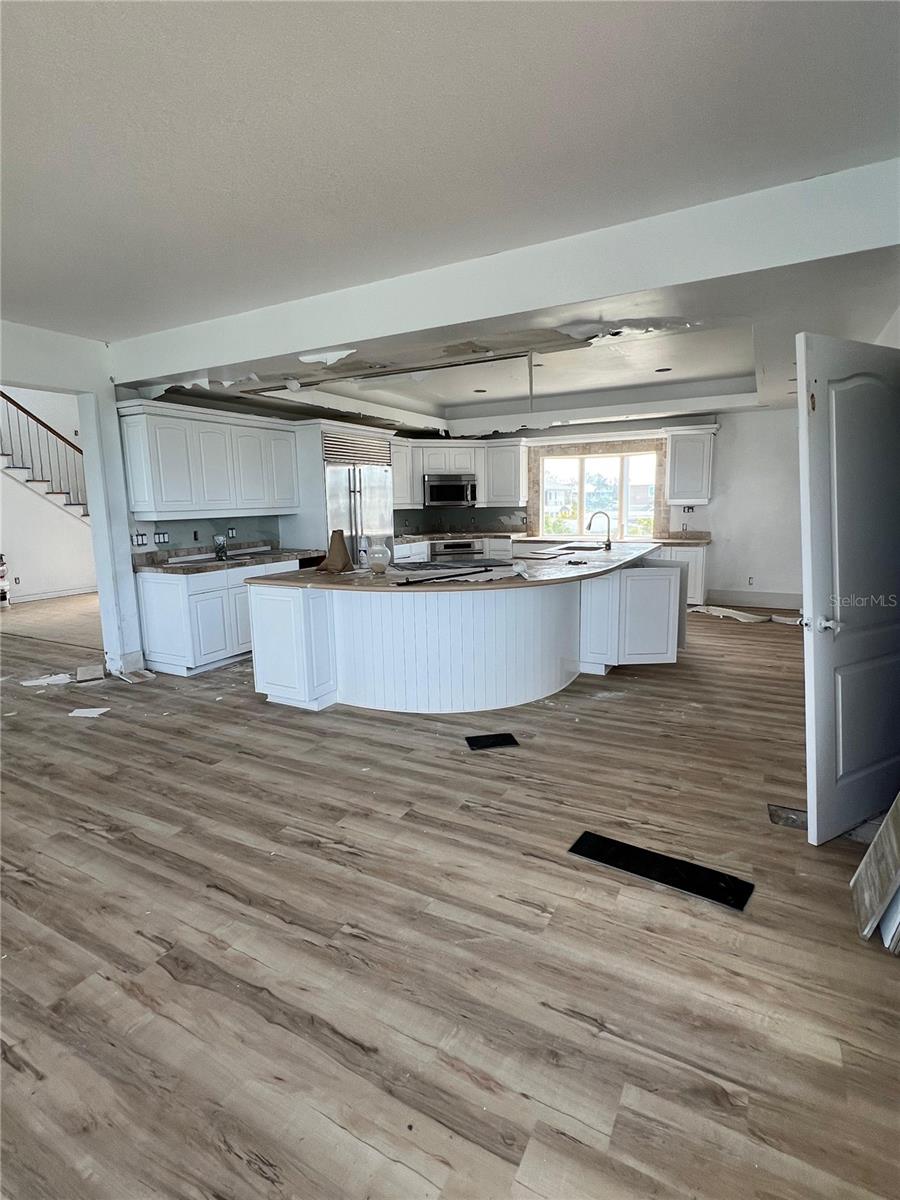 GROVE CITY SHORES - Residential