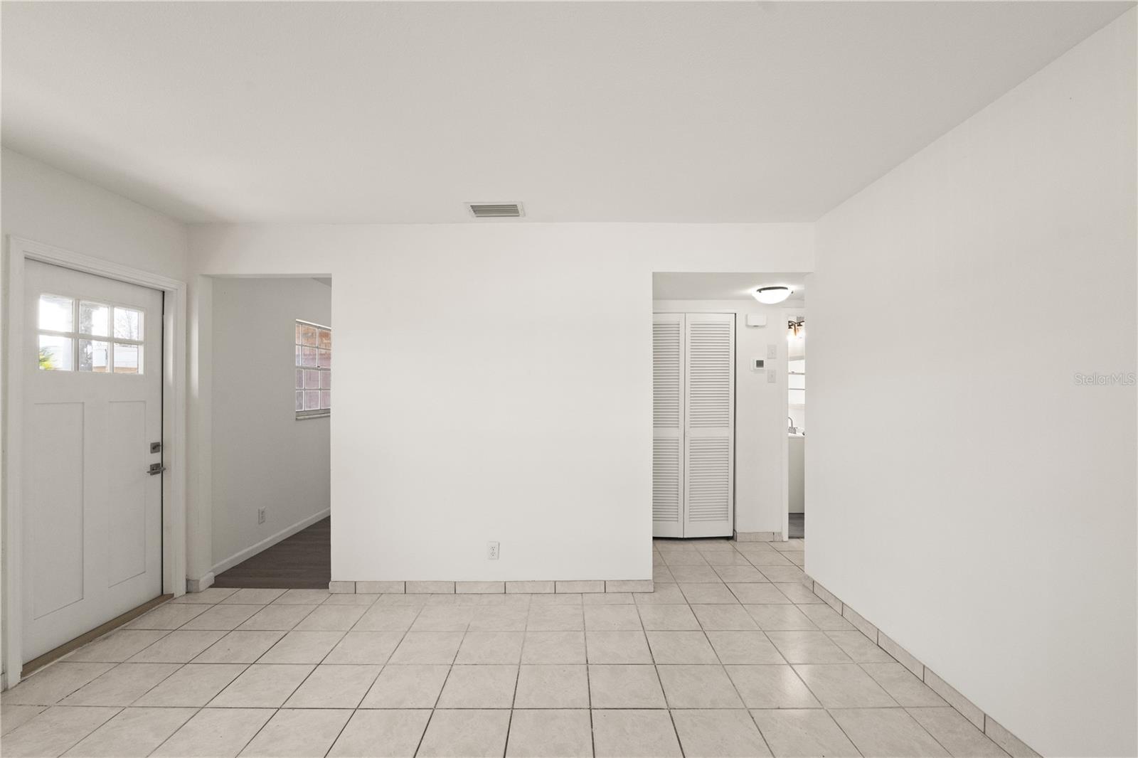 PINE CREST VILLA ADD 5 - Residential