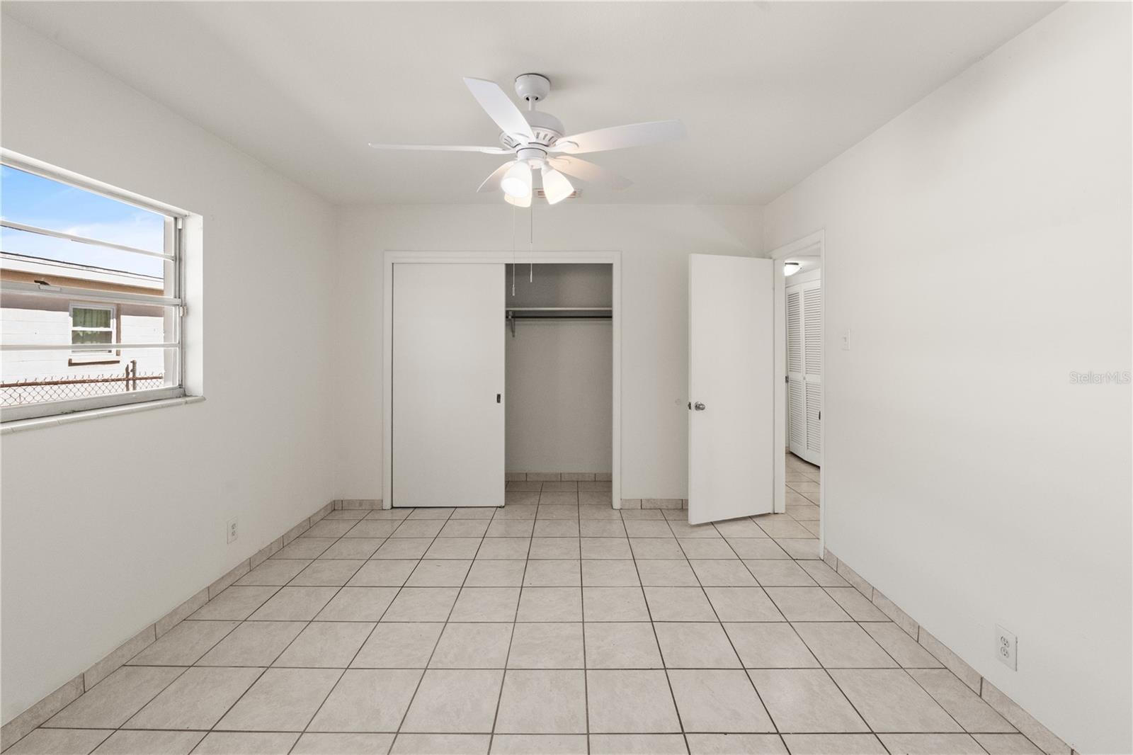 PINE CREST VILLA ADD 5 - Residential