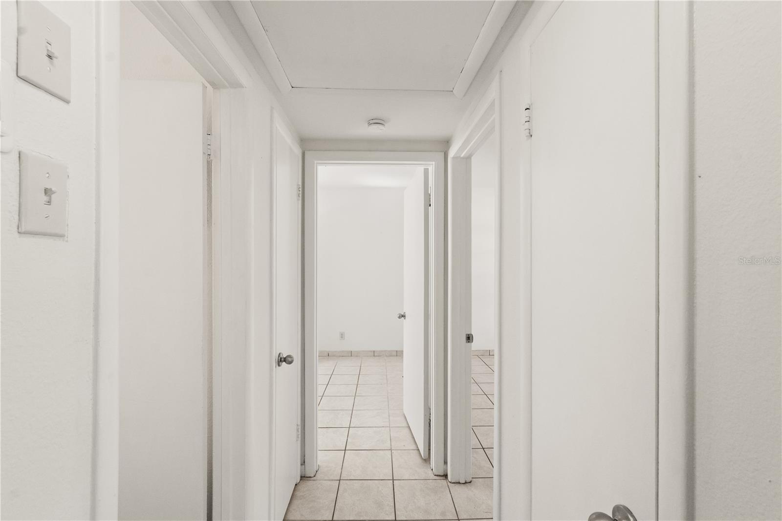 PINE CREST VILLA ADD 5 - Residential