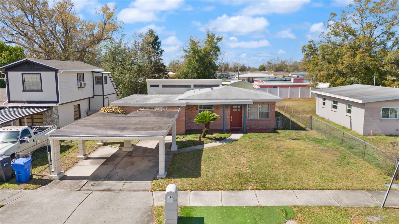 PINE CREST VILLA ADD 5 - Residential