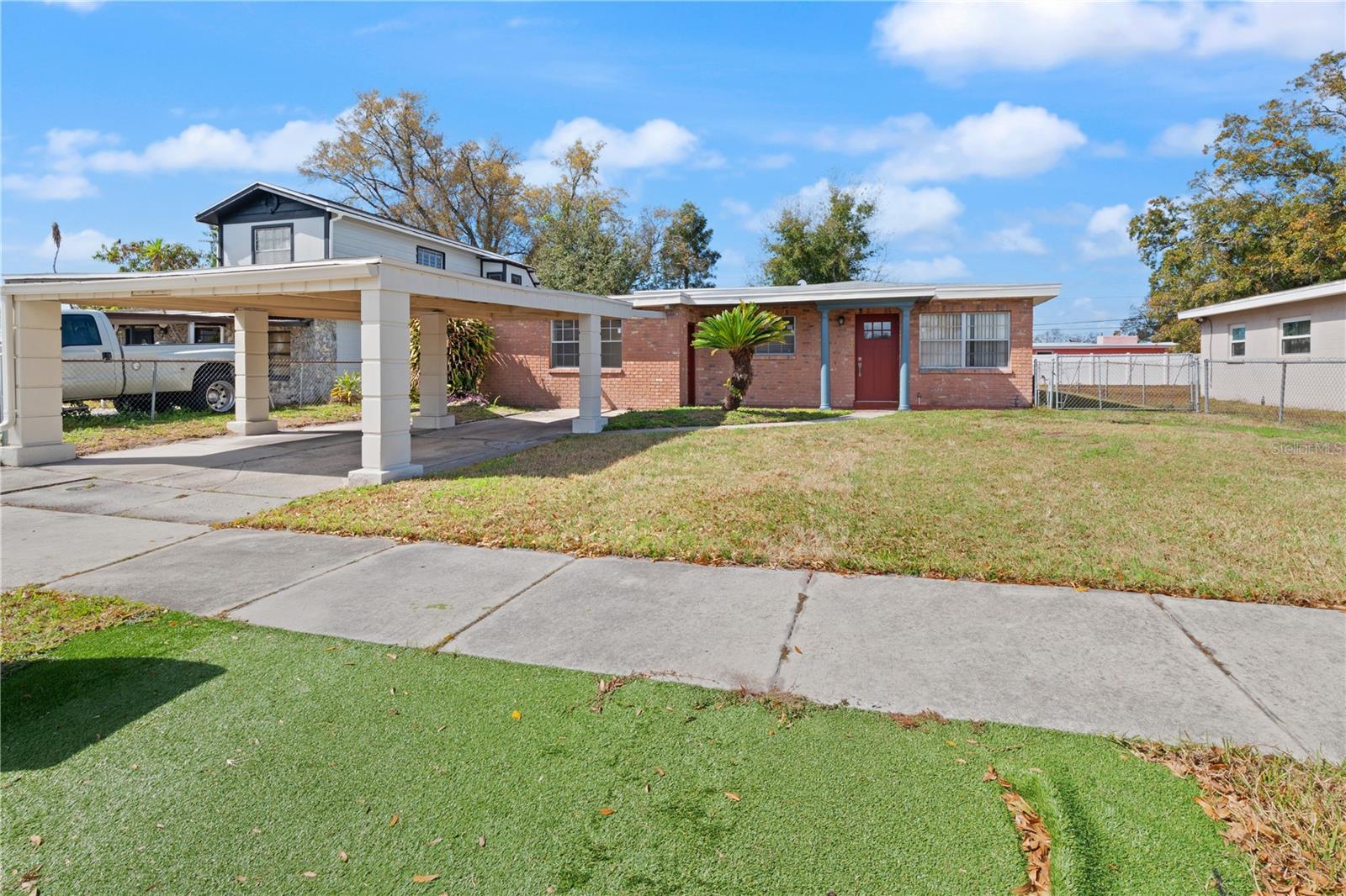 PINE CREST VILLA ADD 5 - Residential