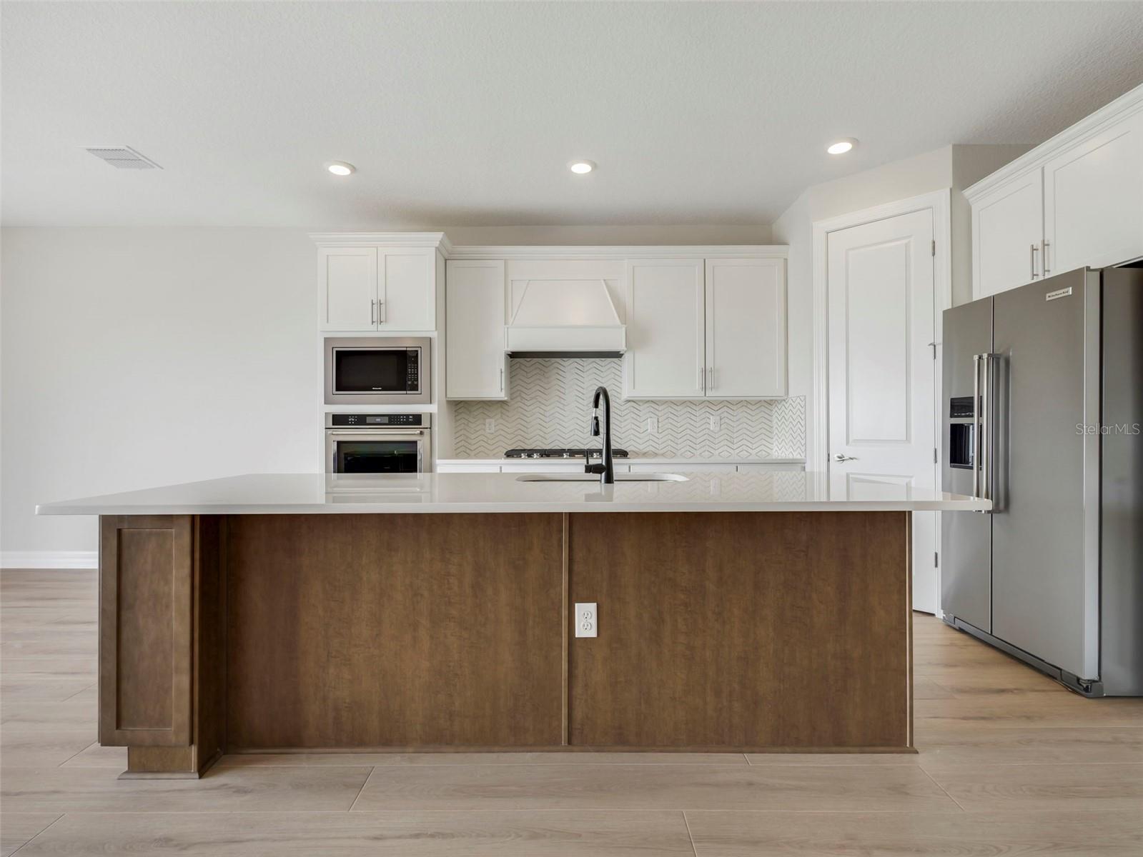 WILLOW RIDGE - Residential