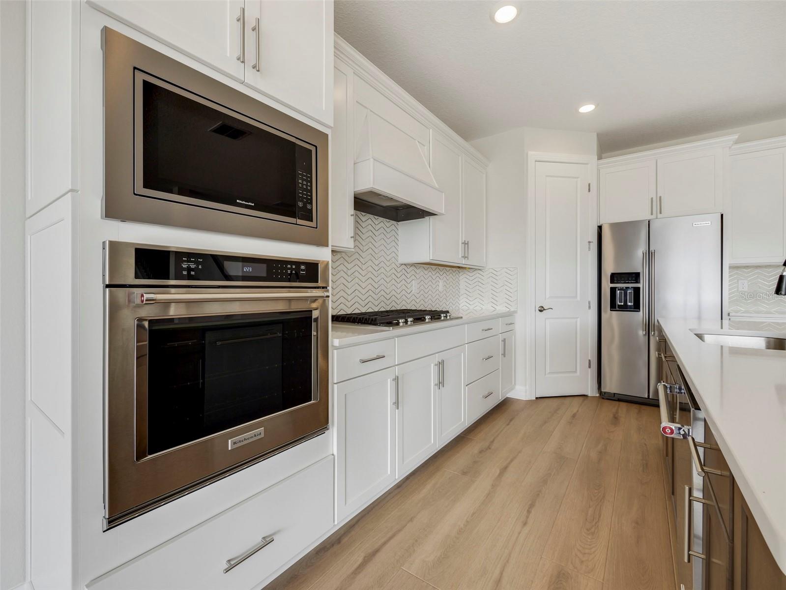 WILLOW RIDGE - Residential