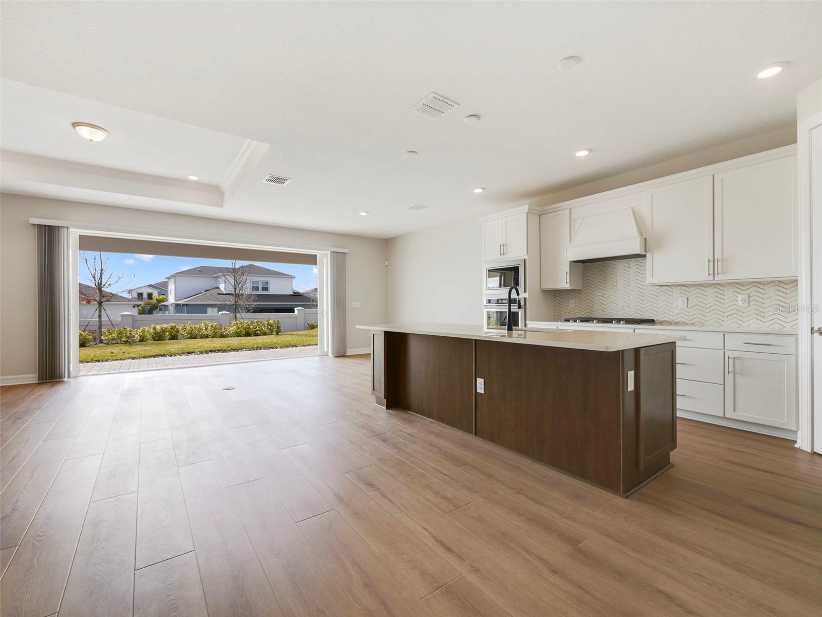 WILLOW RIDGE - Residential