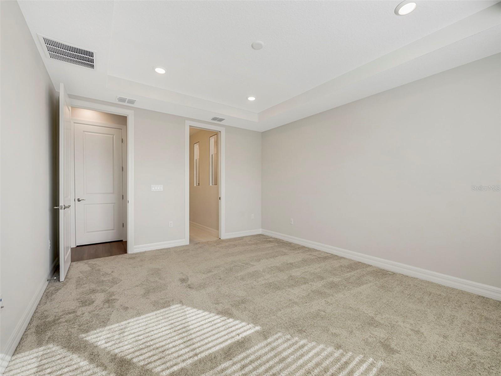 WILLOW RIDGE - Residential