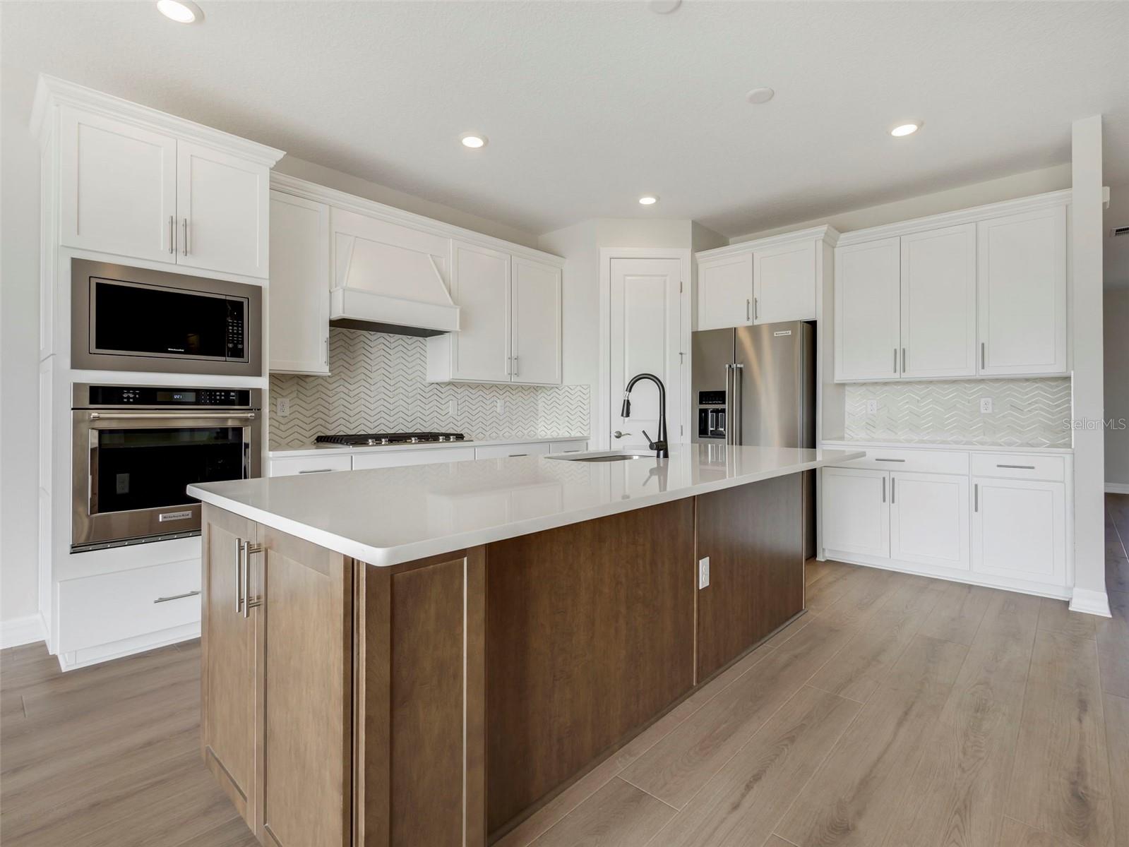 WILLOW RIDGE - Residential