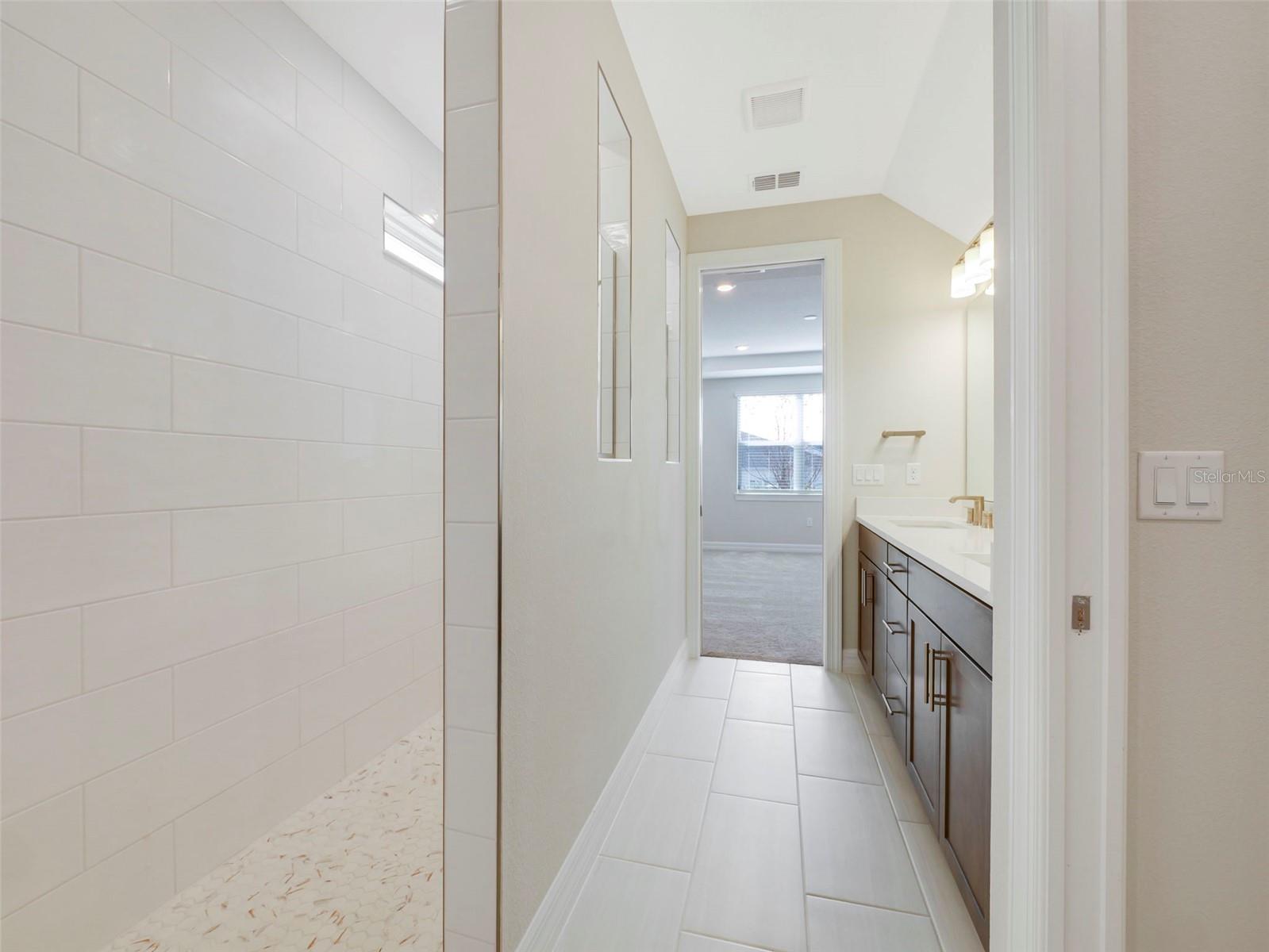 WILLOW RIDGE - Residential