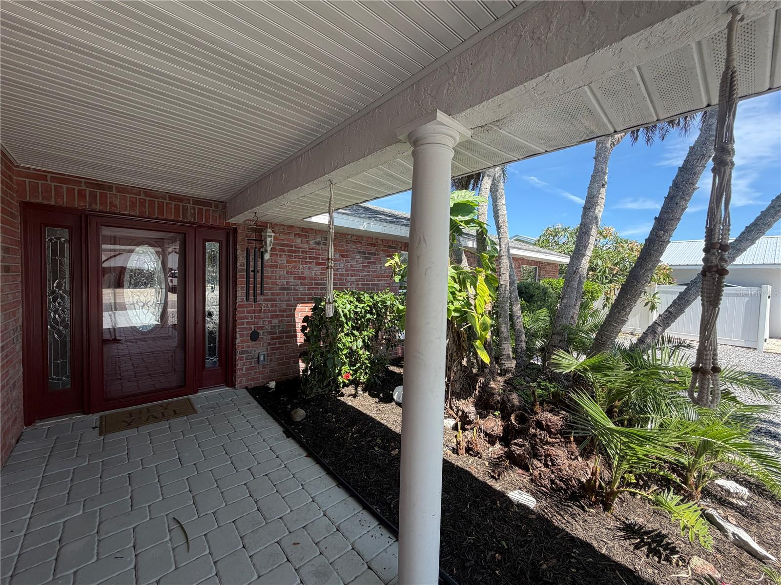 6512 KING PALM WAY