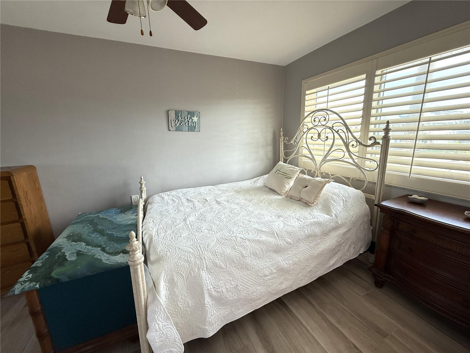 CAPRI ISLE GARDEN APTS 1 REPLAT CONDO - Residential Lease