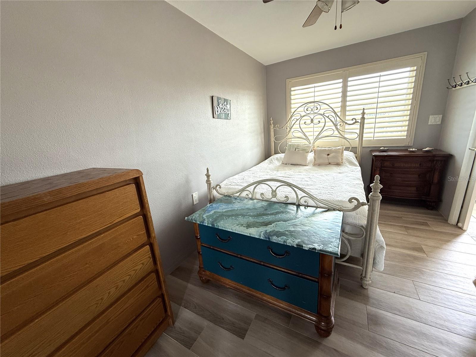 CAPRI ISLE GARDEN APTS 1 REPLAT CONDO - Residential Lease