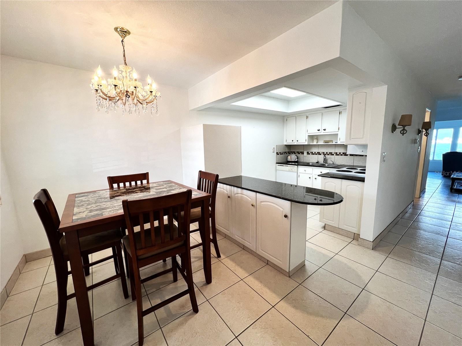 CAPRI ISLE GARDEN APTS 1 REPLAT CONDO - Residential Lease