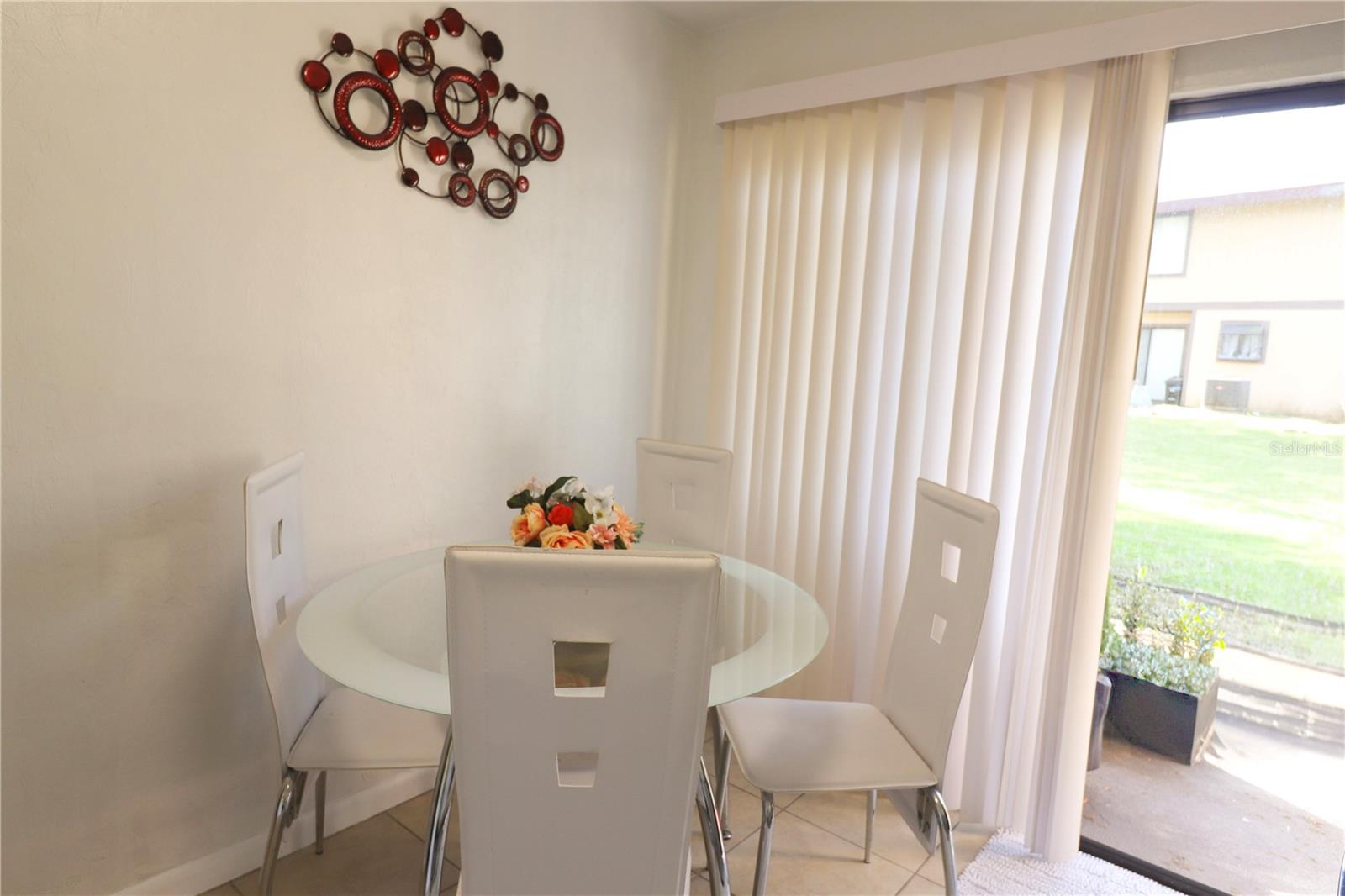 SOUTHFORK OAKS - Residential Lease