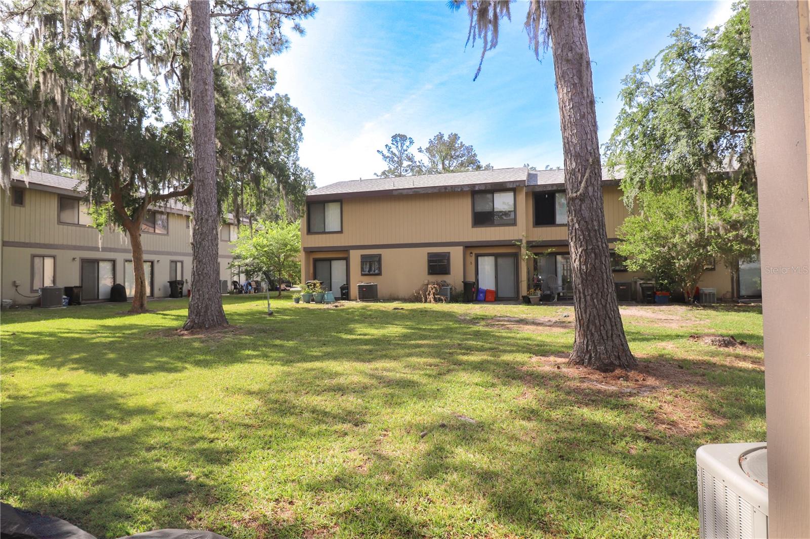 SOUTHFORK OAKS - Residential Lease